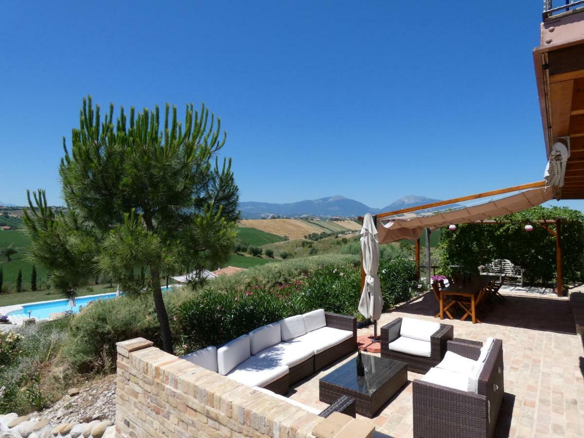 Il Frutteto Bed And Breakfast Ripattone Exterior photo