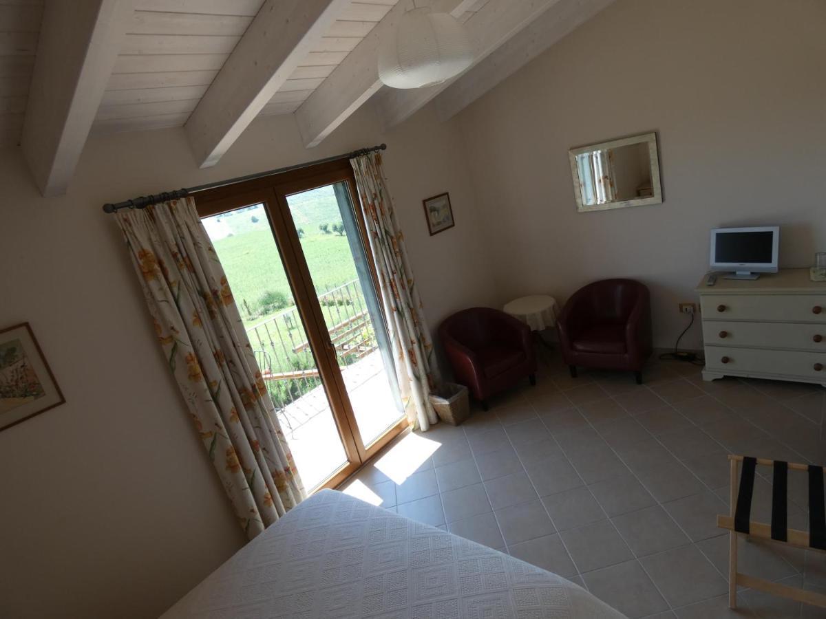 Il Frutteto Bed And Breakfast Ripattone Exterior photo